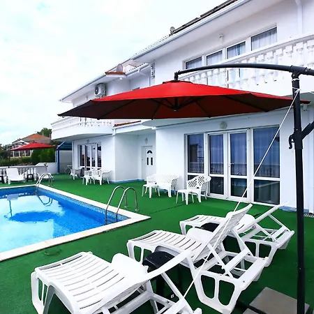 Luxury Italiana With Largepanoramicseaview And Private Pool Balchik