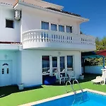 Luxury Italiana With Largepanoramicseaview And Private Pool Villa *