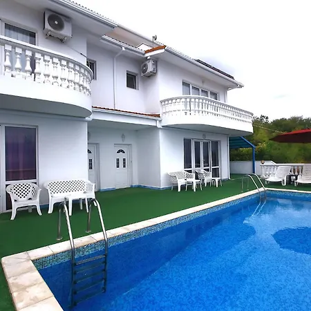 Villa Luxury Italiana With Largepanoramicseaview And Private Pool Balchik