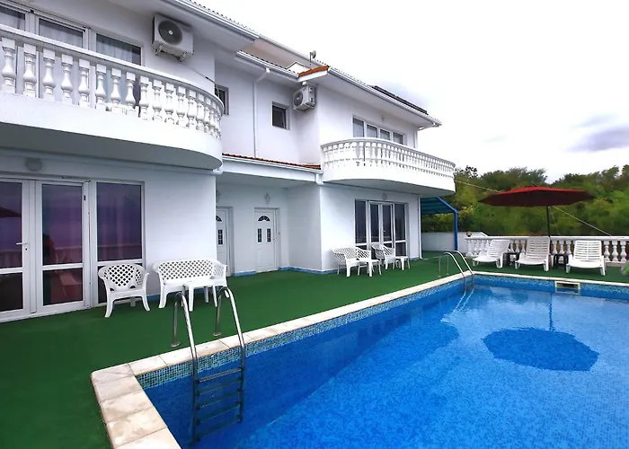 Villa Luxury Italiana With Largepanoramicseaview And Private Pool Balchik