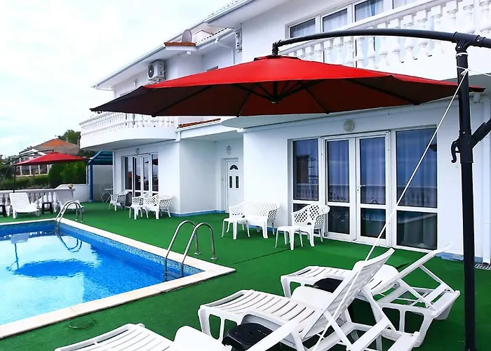 Luxury Italiana With Largepanoramicseaview And Private Pool Balchik